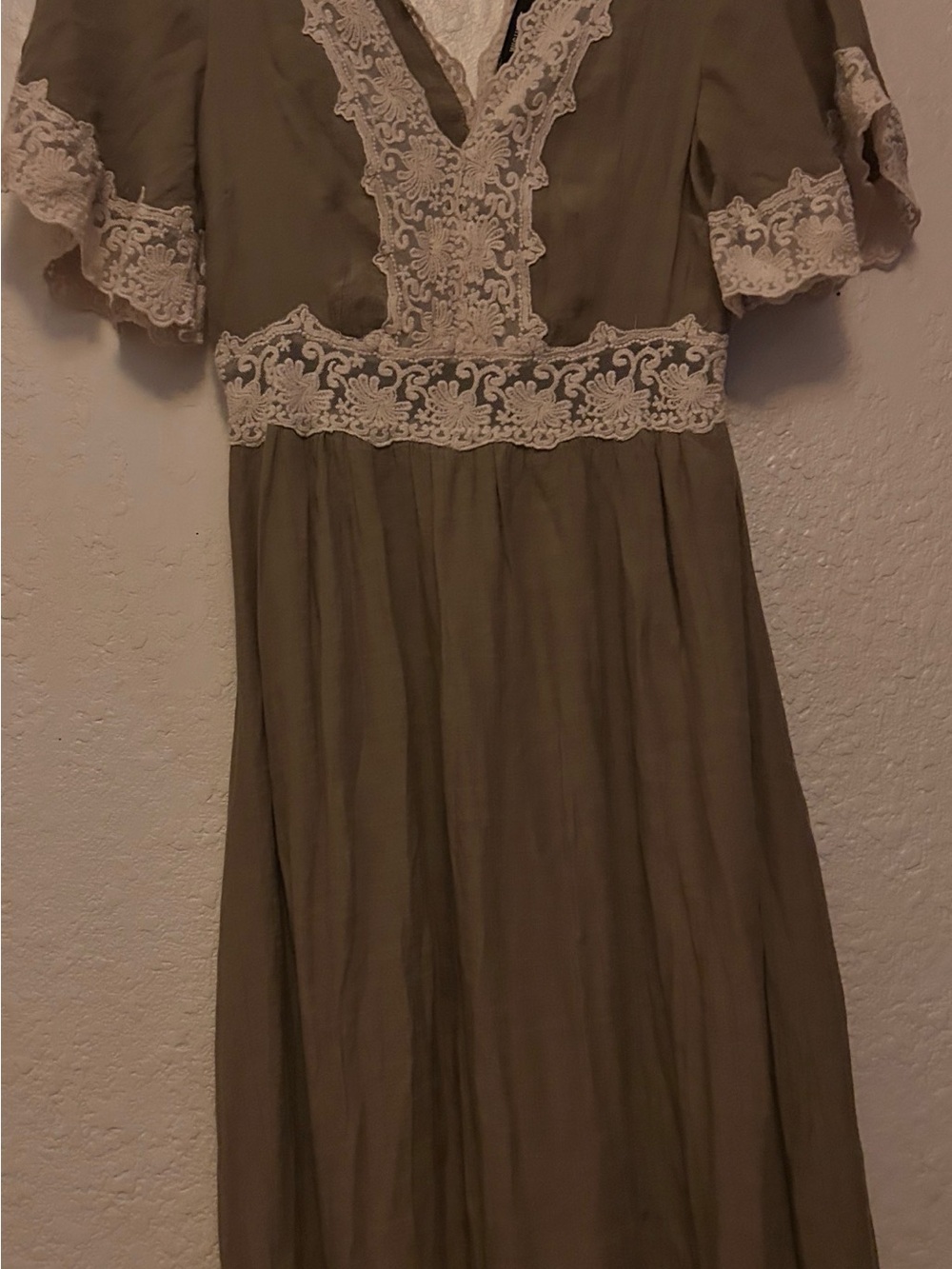 Wishlist Olive Green Maxi Dress with Cream Lace Trim - Picture 4 of 6